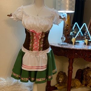 Off the sholder costume